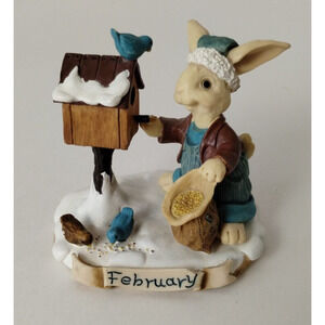 Bunny Toes Figurine CHESTER - Sharing with Friends 1995 - February